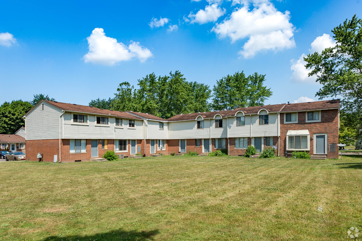 Sycamore Townhomes - Apartments in Lansing, MI | Apartments.com