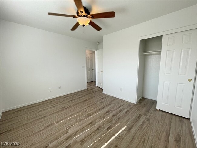 Building Photo - 9758 W Hanover Grove Ave