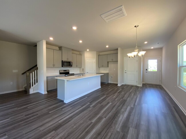 Building Photo - 908 Clearhaven Ln