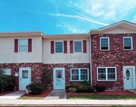 Building Photo - 276 Temple Hill Rd