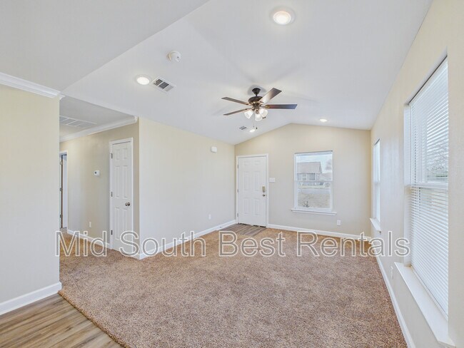 Foto del edificio - 2701 S Battery St