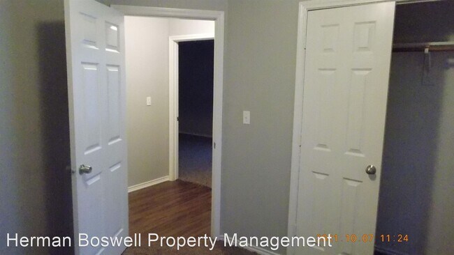 Building Photo - 3 br, 2 bath House - 806 Lost Forest Dr