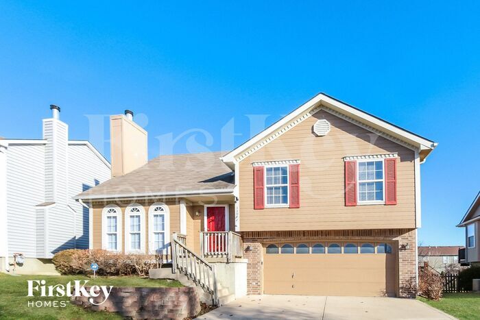 Primary Photo - 11031 N McKinley Ave