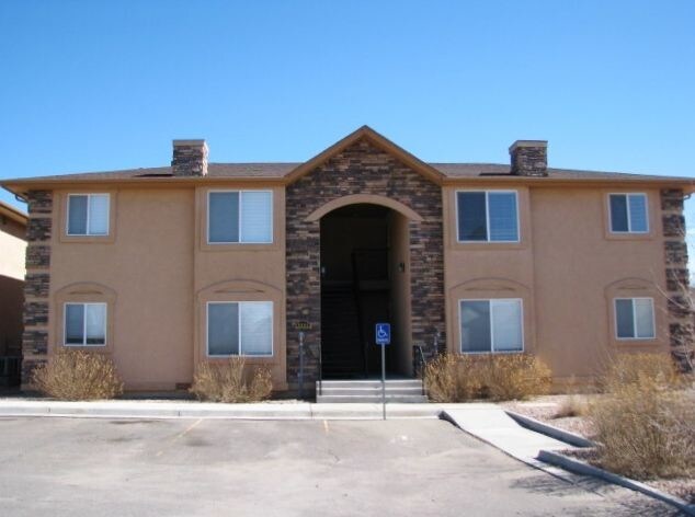 Primary Photo - 9395 Trail Side