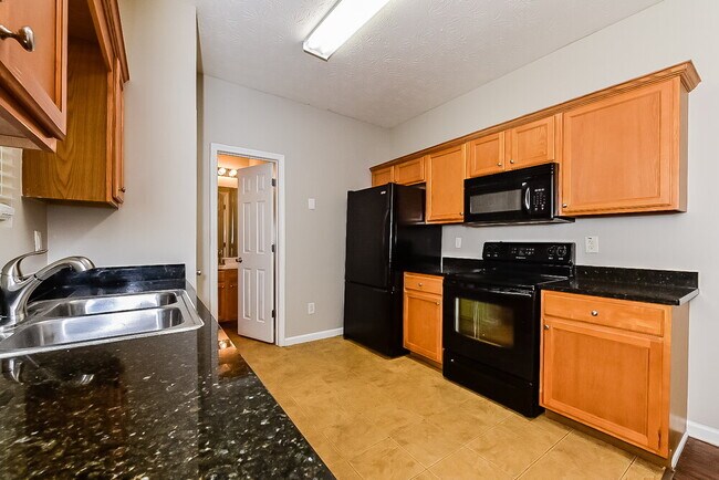 Foto del edificio - 100 Astilbe Meadow Dr