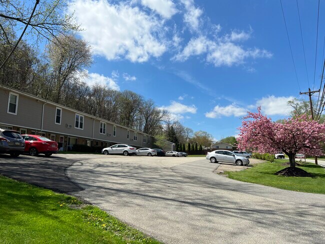 Foto del edificio - Shannon Hollow Apartments