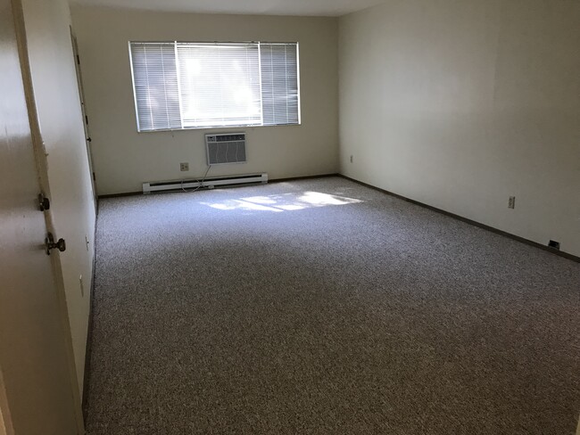 708 Mansfield Ct Unit 708 Hartland WI 53029 Apartments in Hartland 708 Mansfield Ct Unit 708 Hartland WI 53029 Apartments in Hartland