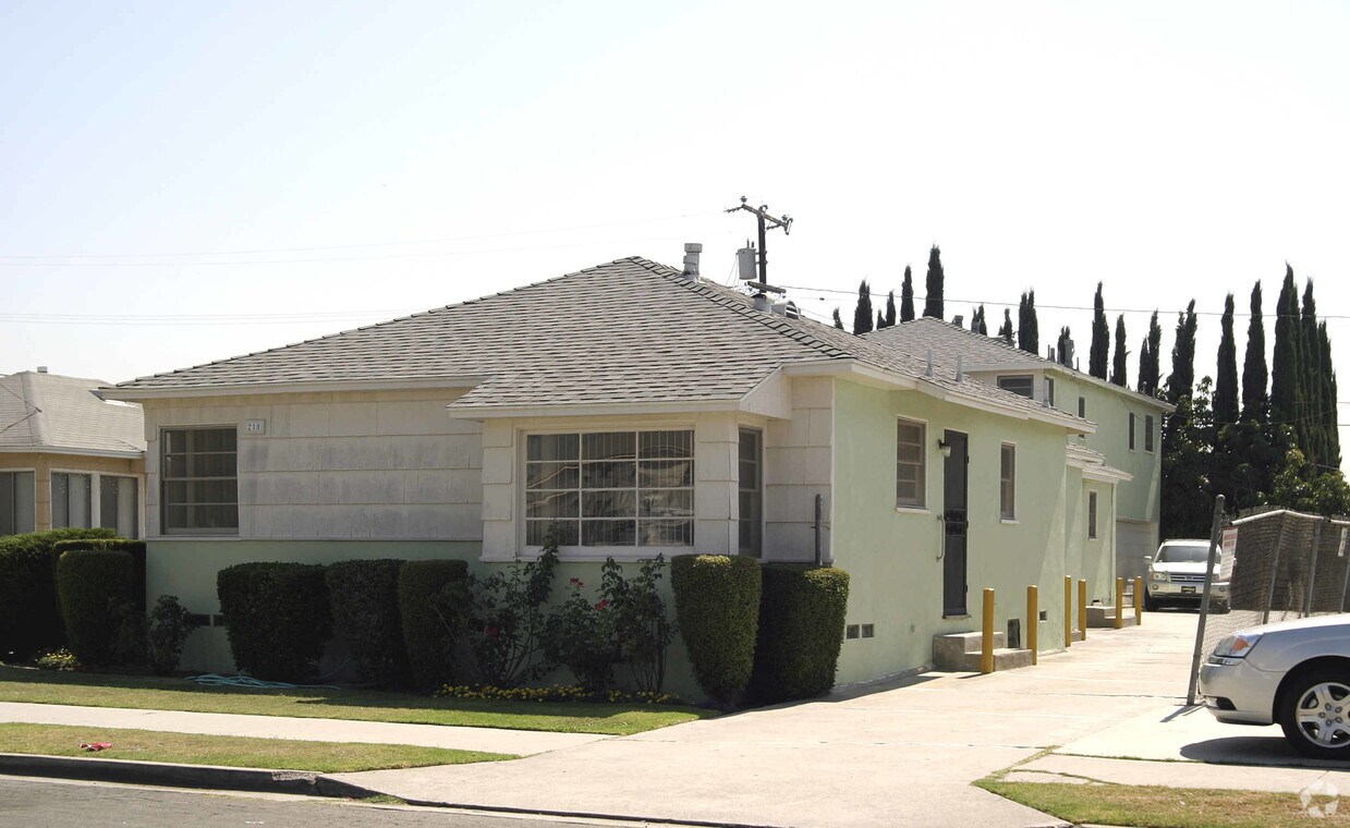 Primary Photo - 210-212 N 7th St