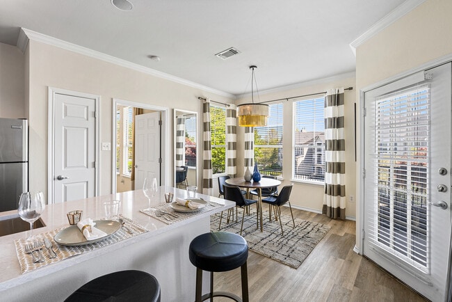 Photo - Jefferson at Westtown Apartments