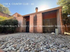 Building Photo - 3708 N Country Club Rd