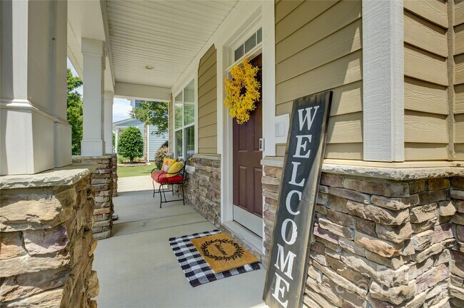 Foto del edificio - 16810 Rudence Ct