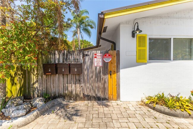 Foto del edificio - 1305 NE 2nd Ave