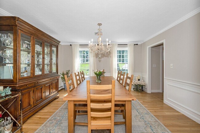 Building Photo - 4 Nashoba Dr