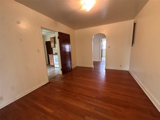 Foto del edificio - 99 Castle Creek Rd