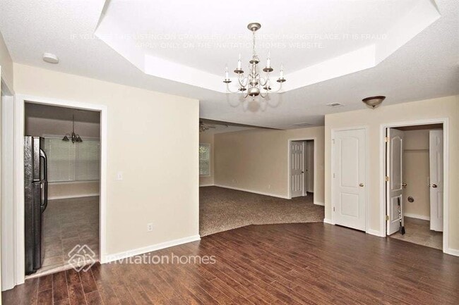 Building Photo - 3061 Ridgeview Dr