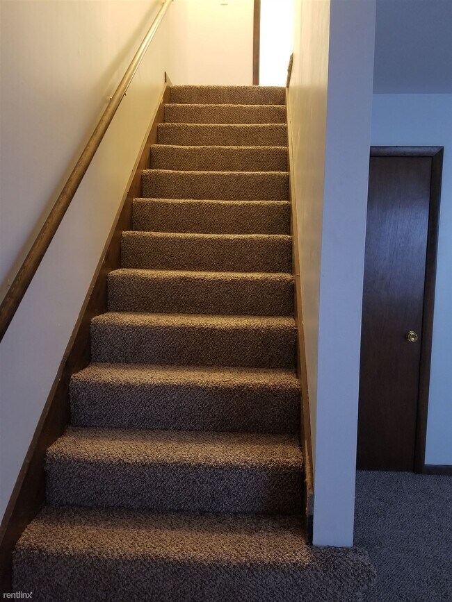 Foto del edificio - 2 br, 1.5 bath Townhome - 1208 Payne Avenue 3