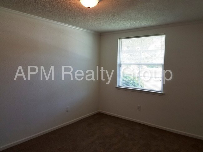 Building Photo - 320 S Beltline Blvd
