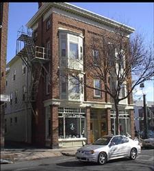Foto principal - 94 Pleasant St
