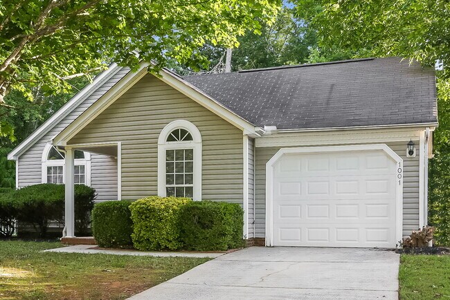 Building Photo - 1001 Salmon River Dr