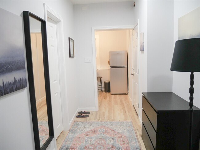 Foto del edificio - 6 Beals St