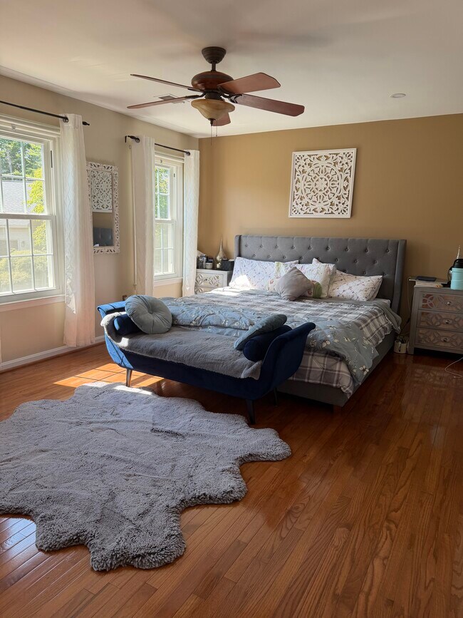 Foto del edificio - 8715 Shadowlake Way