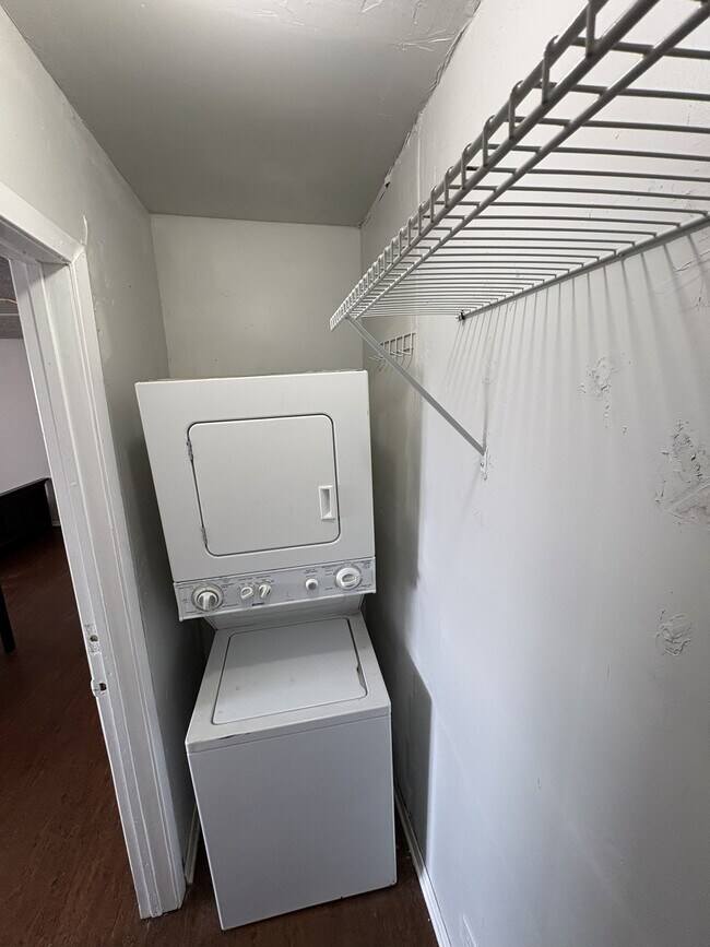 Foto del edificio - 9283 Five Palms Dr