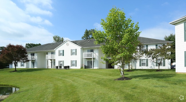 The Cove at Cooper Lakes Apartments for Rent Westerville