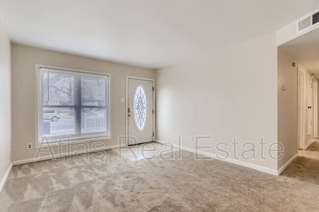 Foto del edificio - 922 Victor St