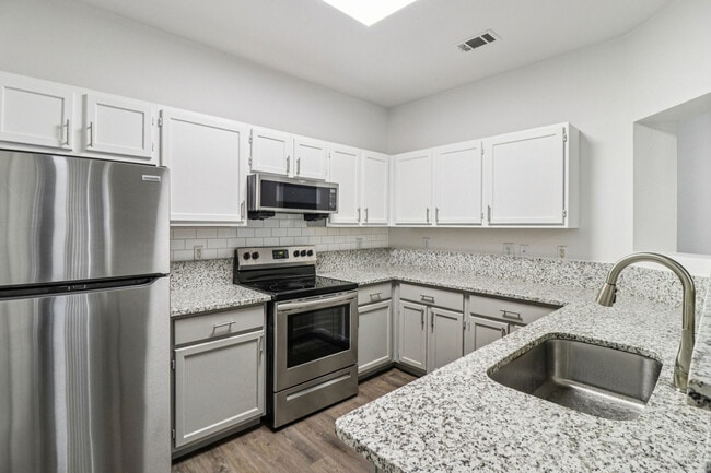 Building Photo - Toscana at Sonterra