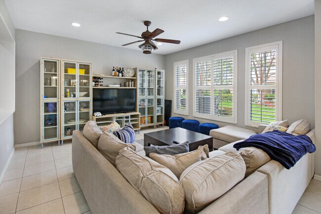 Foto del edificio - 5762 NW 119th Dr