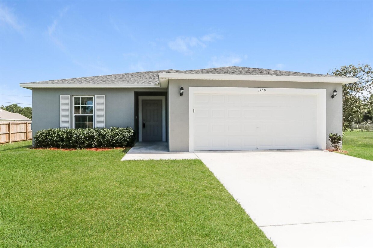 1158 SW Eleuthera Ave, Port Saint Lucie, FL 34953 House Rental in