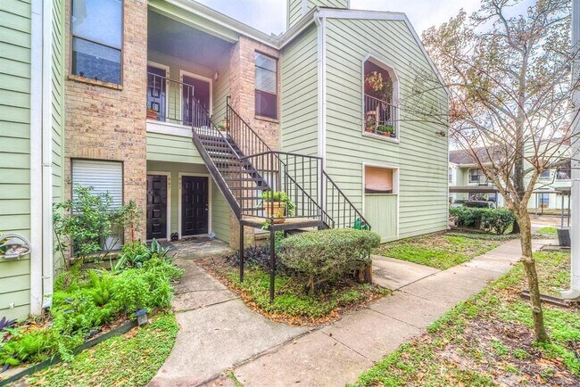 Foto del edificio - 6602 Harbor Town Dr