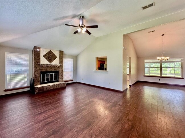Building Photo - 11628 Lorene Ave