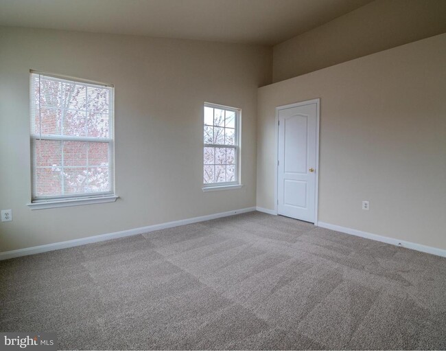 Building Photo - 15518 Kennett Square Way