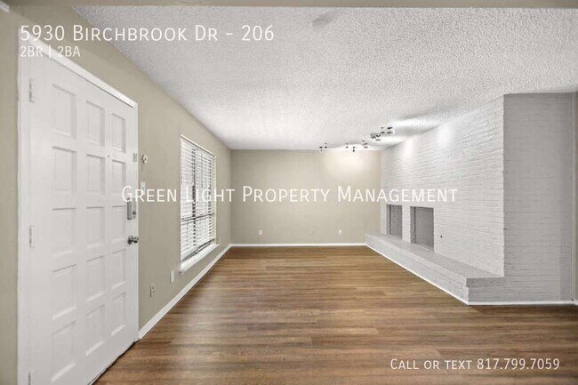 Building Photo - 5930 Birchbrook Dr