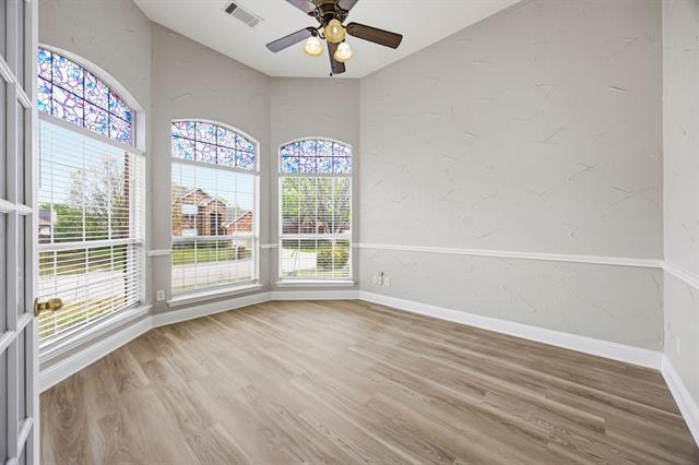 Foto del edificio - 1904 Meera Ln