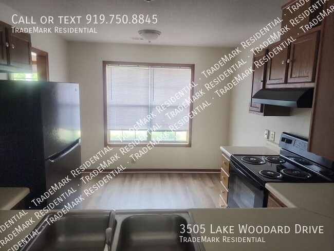 Building Photo - 3505 Lake Woodard Dr