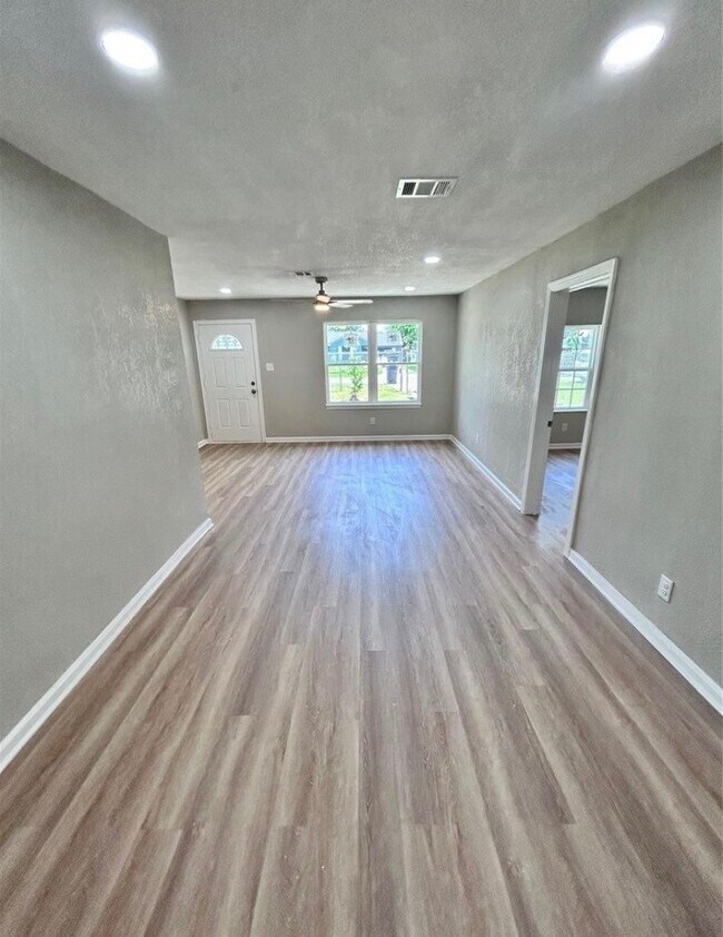 Foto del edificio - 4737 Alvin St