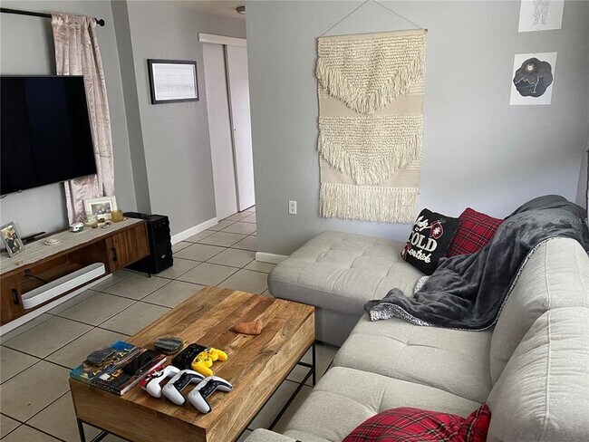 Foto del edificio - 1011-1014 14th St N