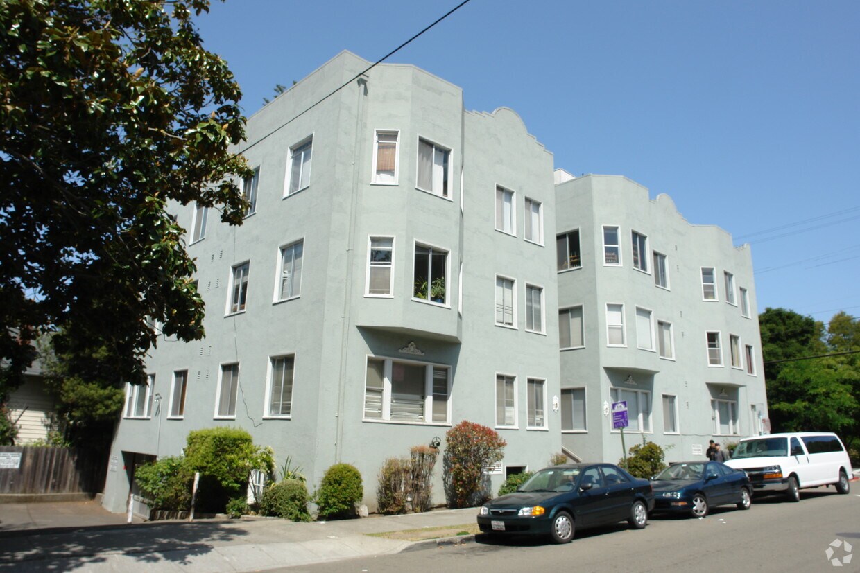 Building Photo - 2500 Hillegass Ave