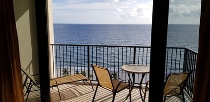 Building Photo - 2101 S Ocean Dr
