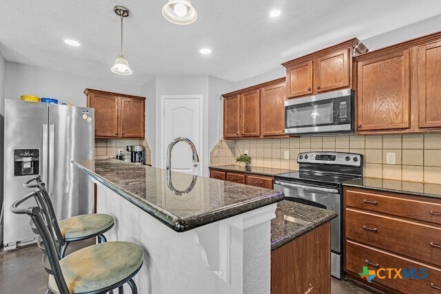 Building Photo - 209 Sugar Maple Ct