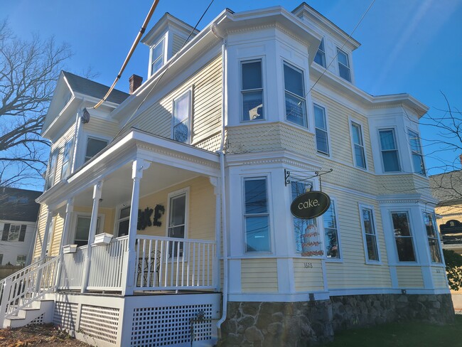 Building Photo - 1628 Massachusetts Ave