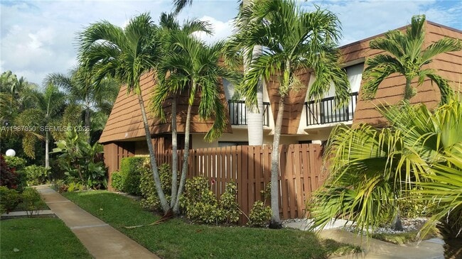 Foto del edificio - 825 Center St 35C