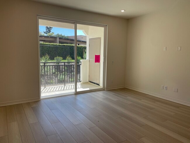 Building Photo - 3840 Verdana Cir