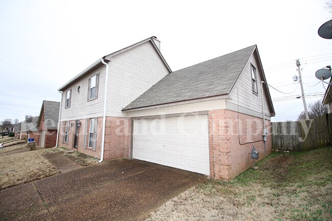 Building Photo - 5643 Morning Flower Dr