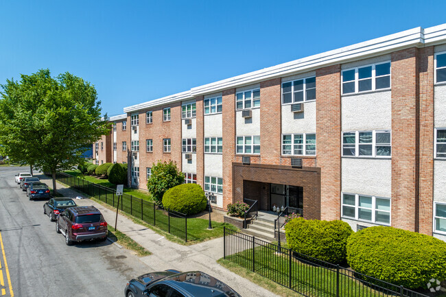 Building Photo - Blackrock Homes Apartments