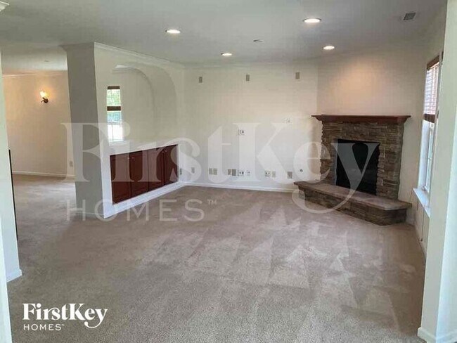 Building Photo - 662 Harmony Way