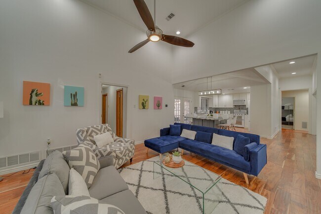 Foto del edificio - 1507 Broadmoor Dr