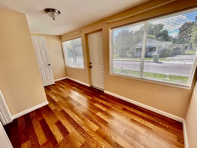 Front room that can function as bedroom or office - 2109 7th St W